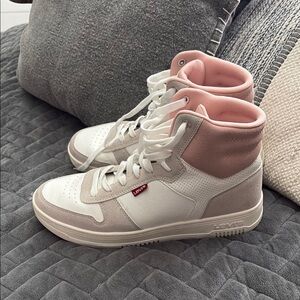 Levi's Women's White and Pink High-Top Sneakers